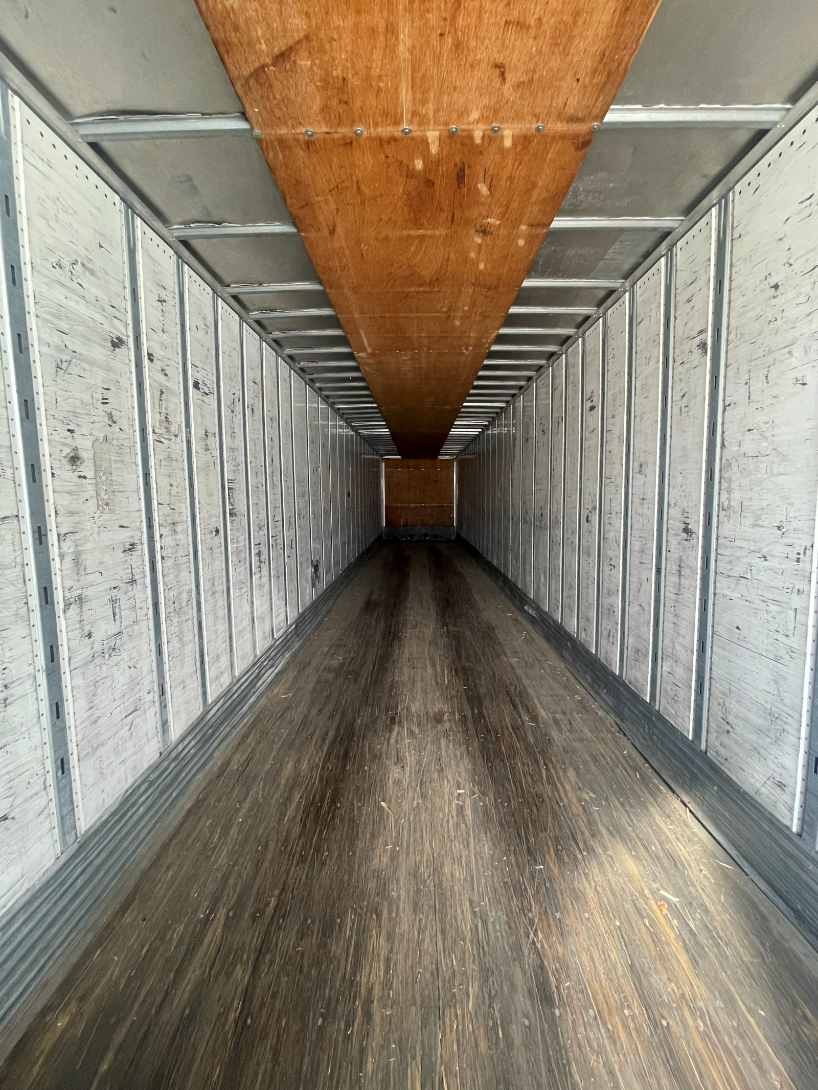 2007 Utility 53' Dry Van - Plastic — 9/10