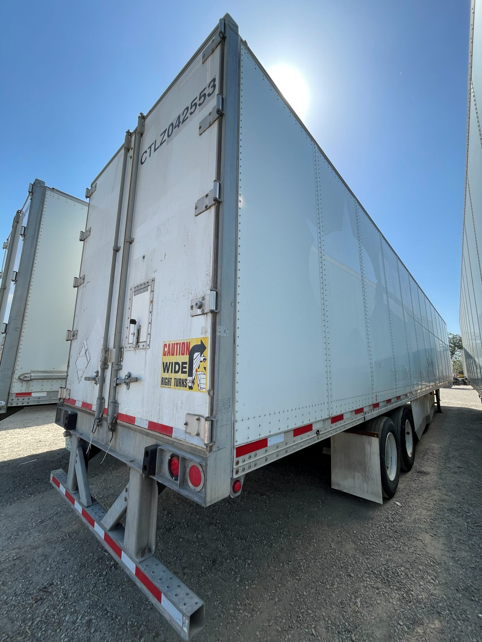 2012 Hyundai 53' Dry Van - Plate — 4/10