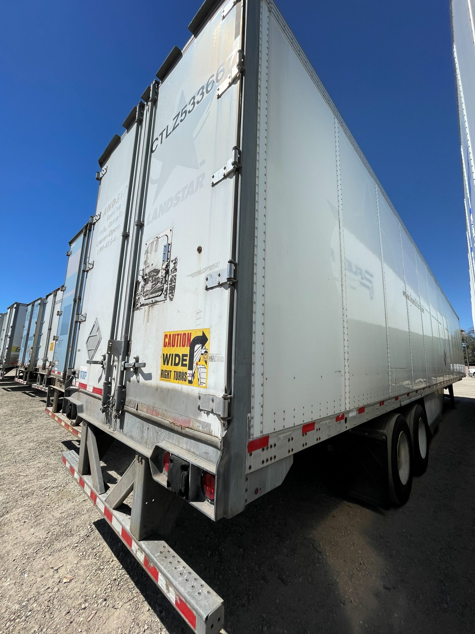 2012 Vanguard 53' Dry Van - Plate — 4/10