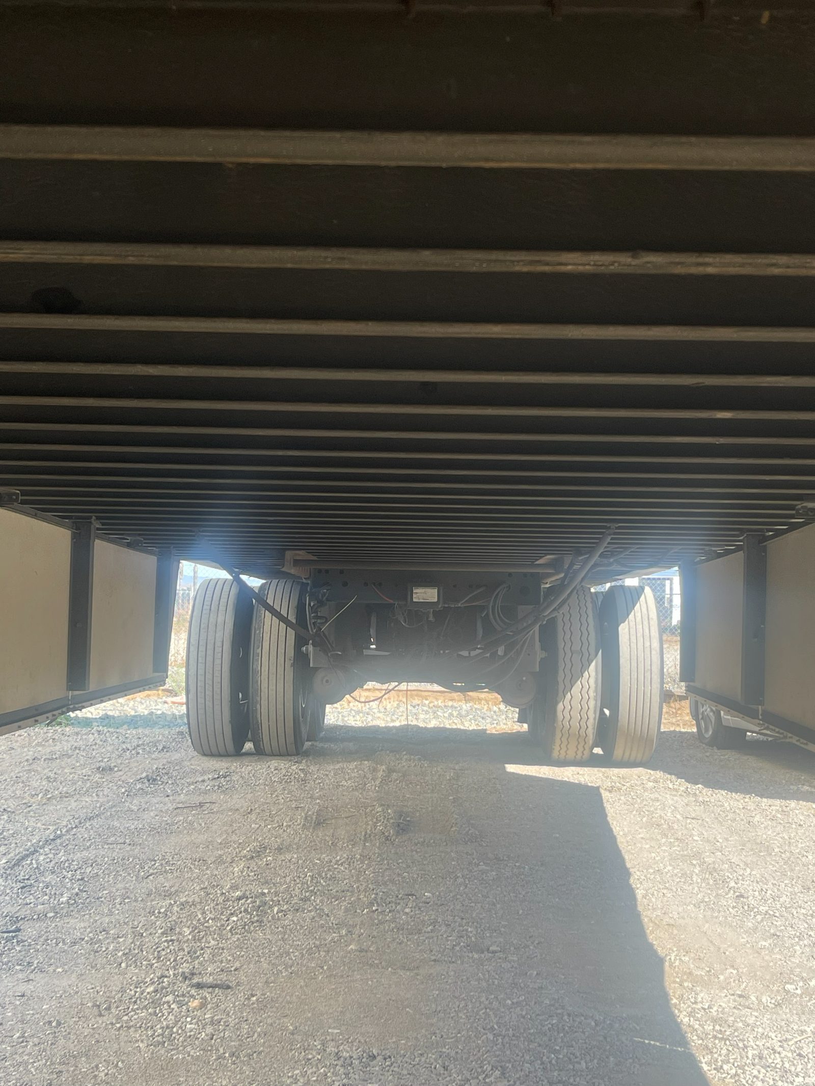 2012 Vanguard 53' Dry Van - Plate — 6/10