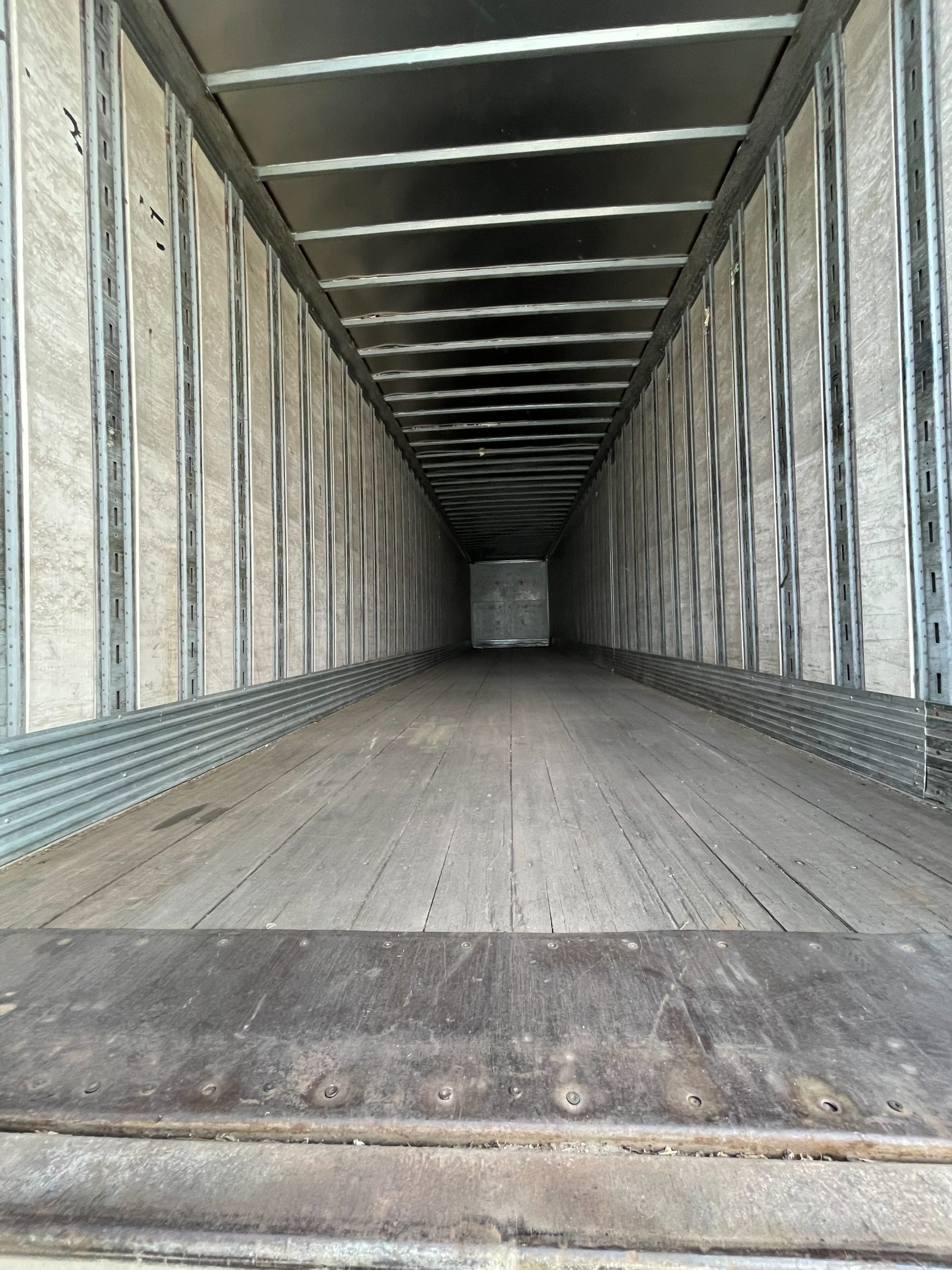 2007 Strick 53' Dry Van - Plastic — 8/10