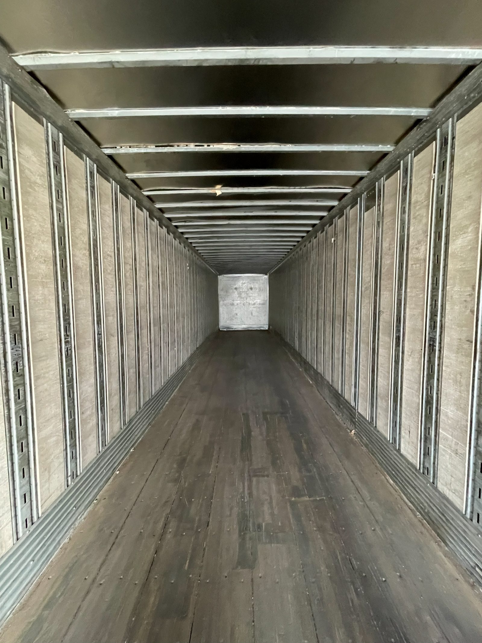 2007 Strick 53' Dry Van - Plastic — 9/10