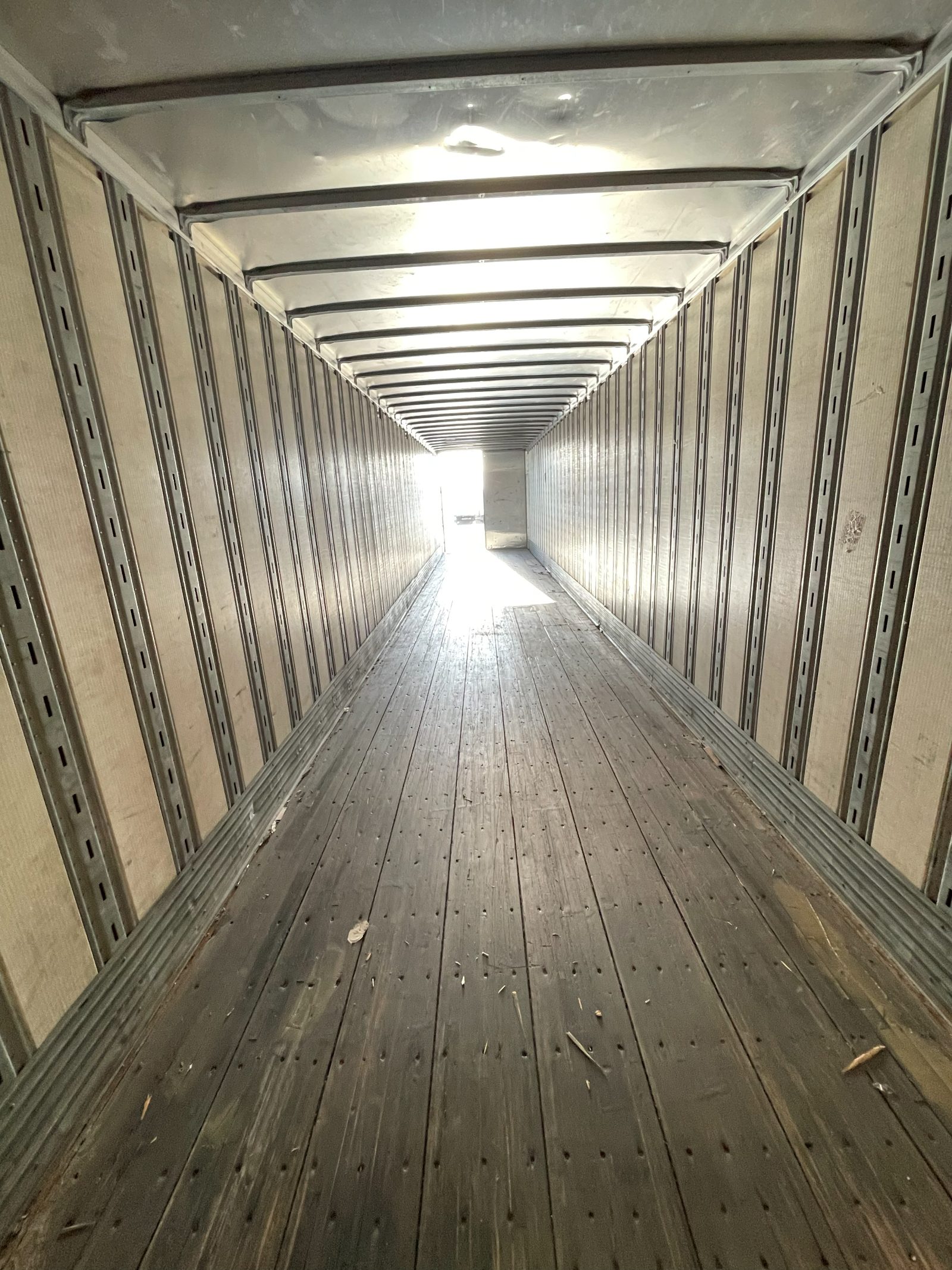 2008 Strick 53' Dry Van - Plastic — 9/9